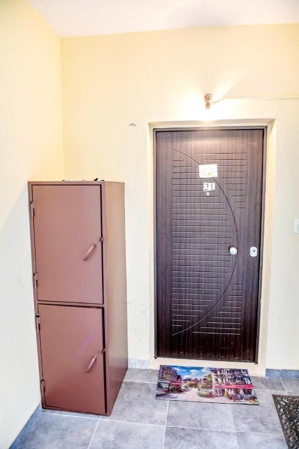 Happy Stories' Apartment In City Centre Shkodër Buitenkant foto